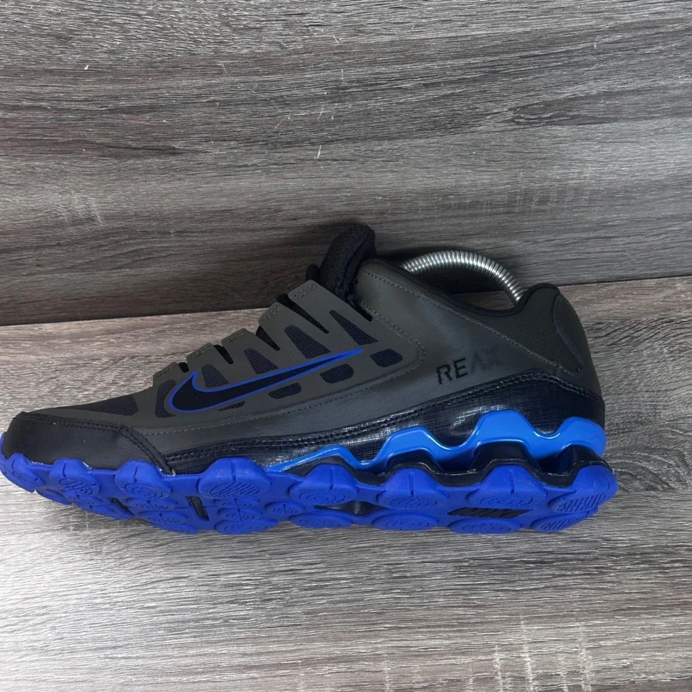 Nike reax tr